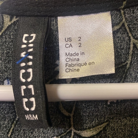 Size 2 Divided Mini Dress - Picture 4 of 11